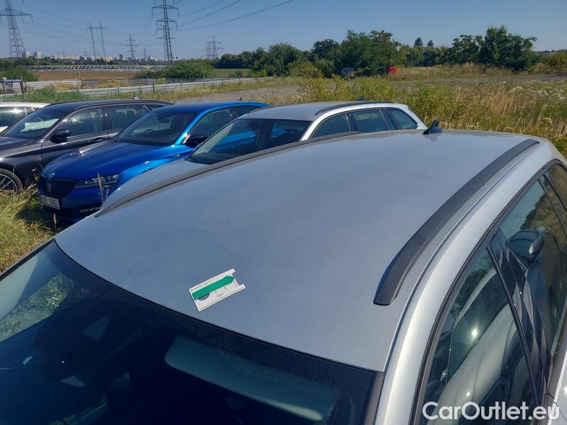  Skoda  Octavia  Combi (NX3)(2020) Oct.Combi 2.0TDI 110 Am 4x4 AT #23