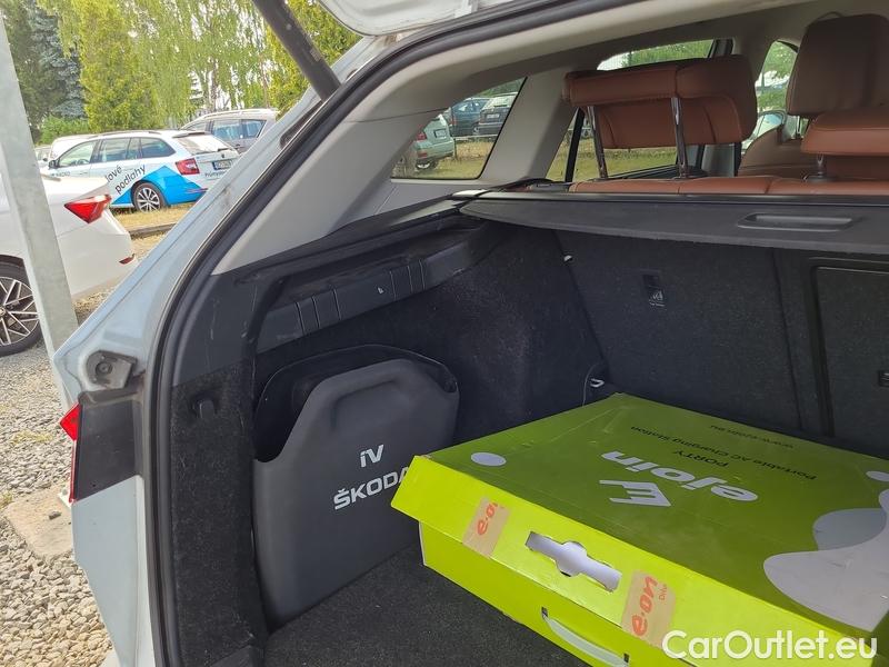  Skoda  ENYAQ  (5AZ) (2020)  82kWh 80x Loft AT 5d #16