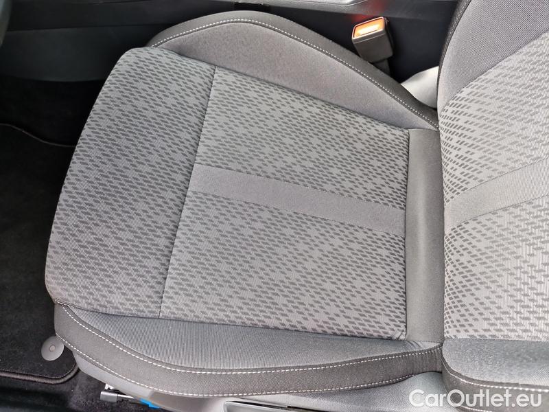  Skoda  Octavia  Combi (NX3)(2020) Oct.Combi 2.0TDI 110 Style AT #9