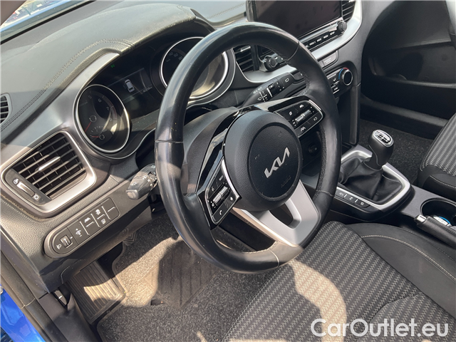 KIA  Cee'd Ceed SW 1.5 T-GDI 118 Top #22