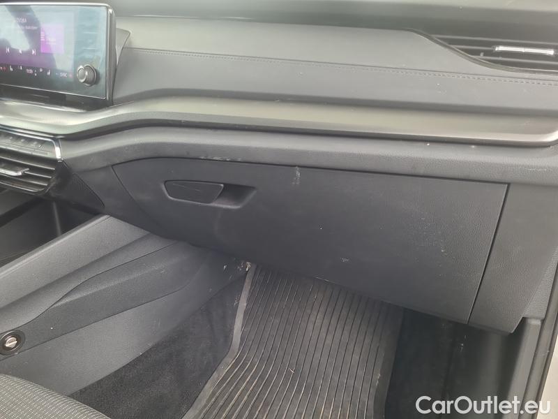  Skoda  Octavia  Combi (NX3)(2020) Oct.Combi 2.0TDI 110 Am 4x4 AT #20