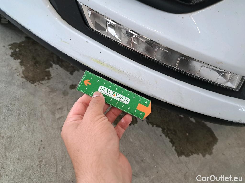 Renault  Clio RENAULT  Société VU 5p Berline Air MédiaNav Energy dCi 75 #12