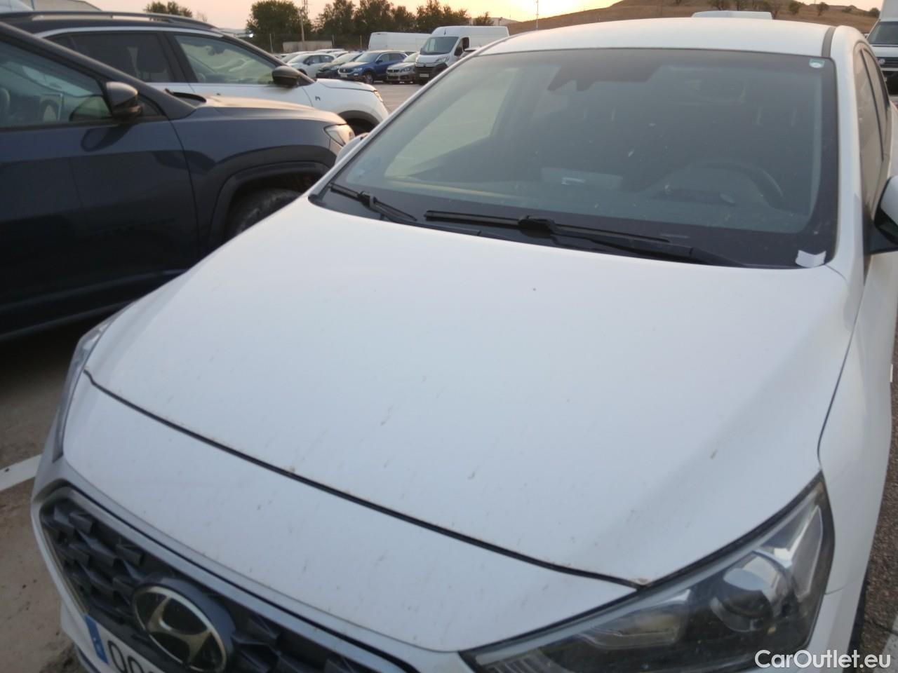  Hyundai   Ioniq HYUNDAI / 2019 / 5P / berlina con portón 1.6 GDI HEV Klass LE DCT  #7