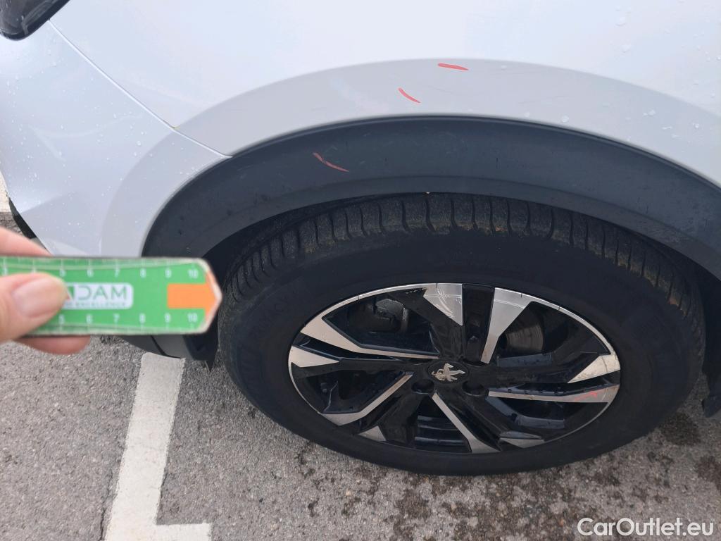  Peugeot  2008  Allure 1.2 PureTech 100CV MT6 E6d #3