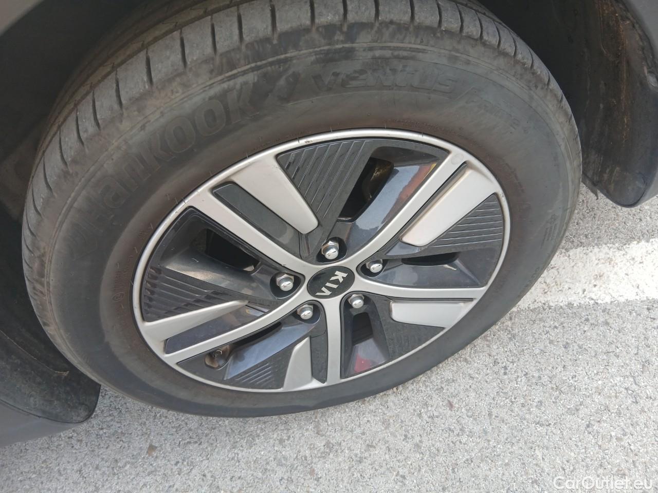  KIA  Niro  Drive 1.6 AT6 E6d #16