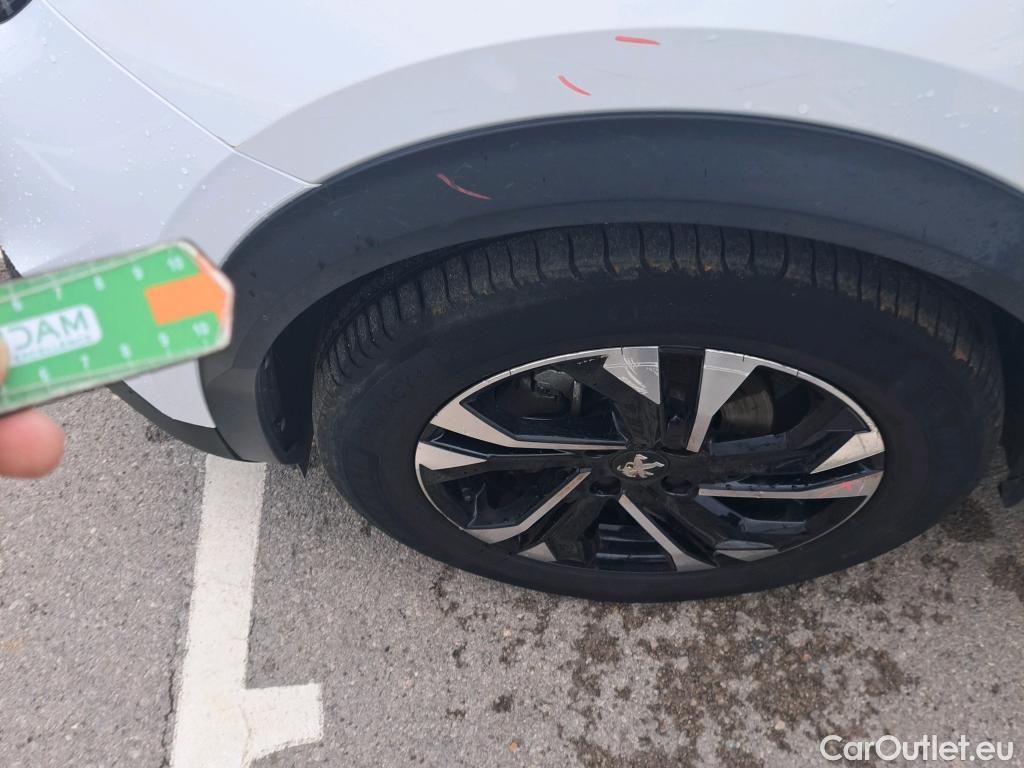  Peugeot  2008  Allure 1.2 PureTech 100CV MT6 E6d #45