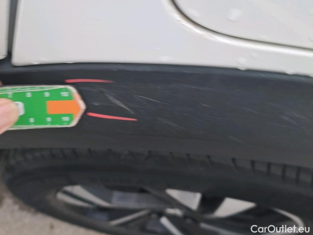  Peugeot  2008  Allure 1.2 PureTech 100CV MT6 E6d #42