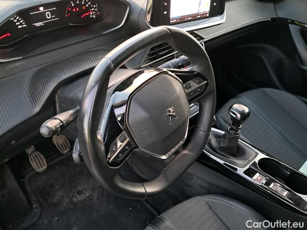  Peugeot  2008  Allure Pack 1.5 HDi 110CV MT6 E6d #15