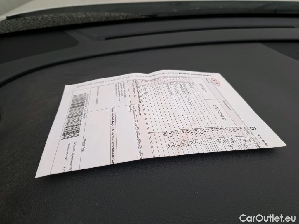  KIA  Niro  Drive 1.6 AT6 E6dT #17