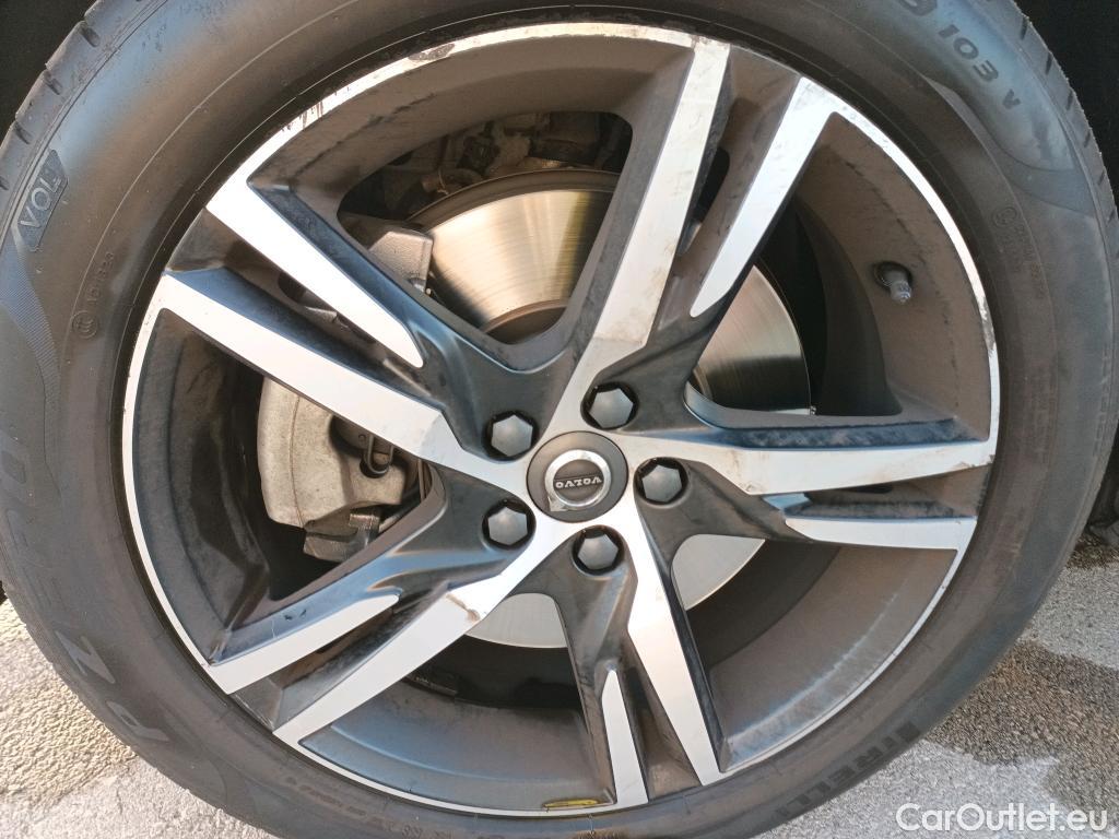  Volvo  XC 40 XC40 R Design Plug-In Hybrid 2WD 1.5 T5 260CV AT7 E6dT #2
