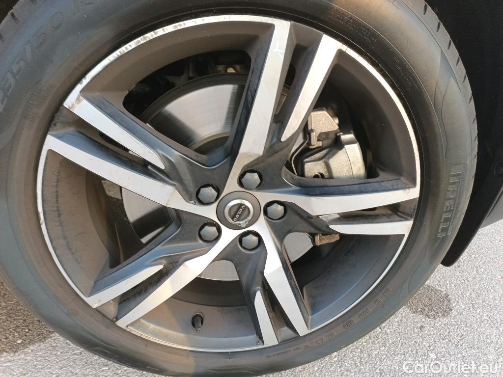  Volvo  XC 40 XC40 R Design Plug-In Hybrid 2WD 1.5 T5 260CV AT7 E6dT #4