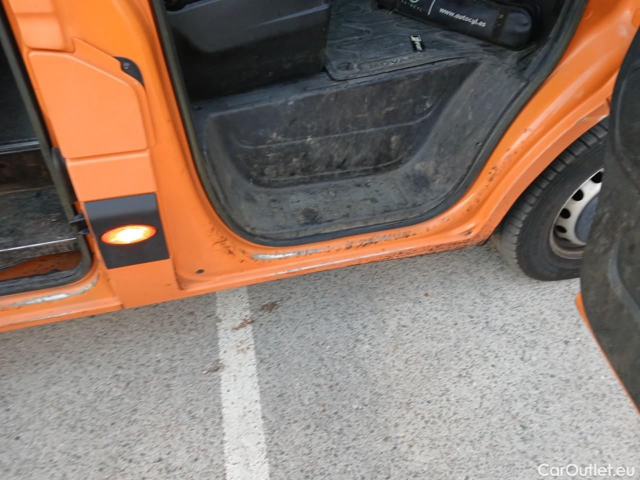  Opel  Movano OPEL  / 2019 / 4P / furgón 2.3 CDTI 99kW (150CV) L3 H2 F 3.5t DC #18
