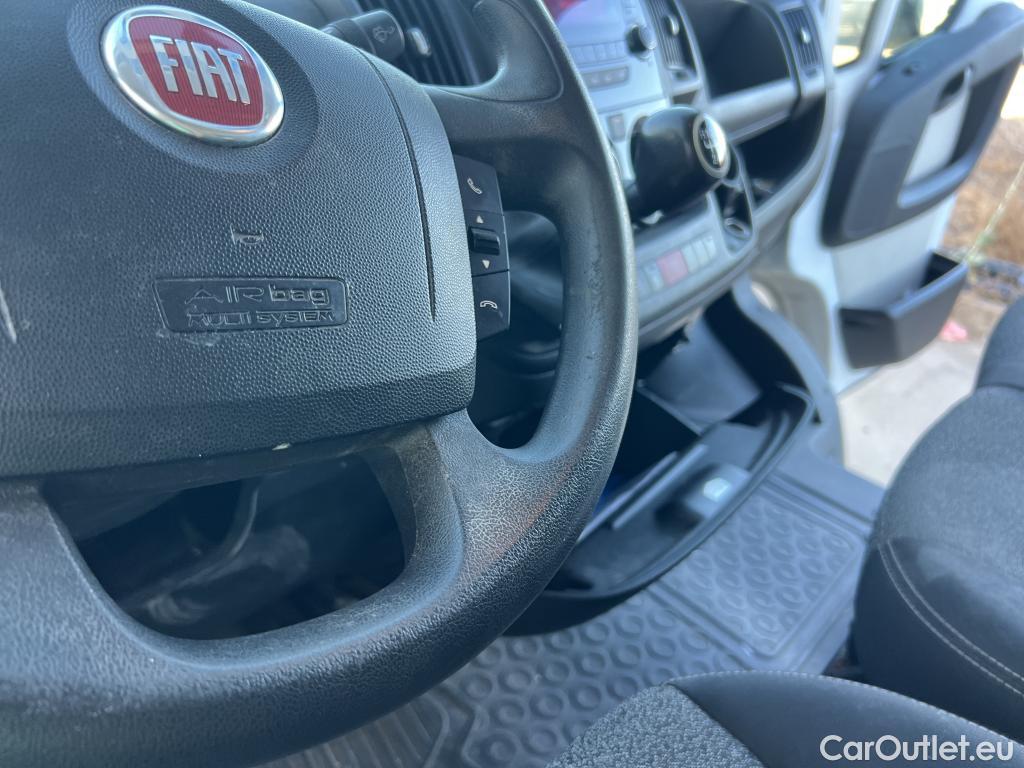  Fiat  Ducato FIAT  / 2014 / 4P / furgón 33 Medio Techo Alto 2.0 Mjet 85kW (115CV #48