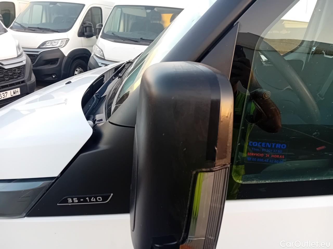  Iveco  Daily IVECO  / 2019 / 4P / furgón 2.3 TD 35S 14 V 3520L/H2 12 M3 #8