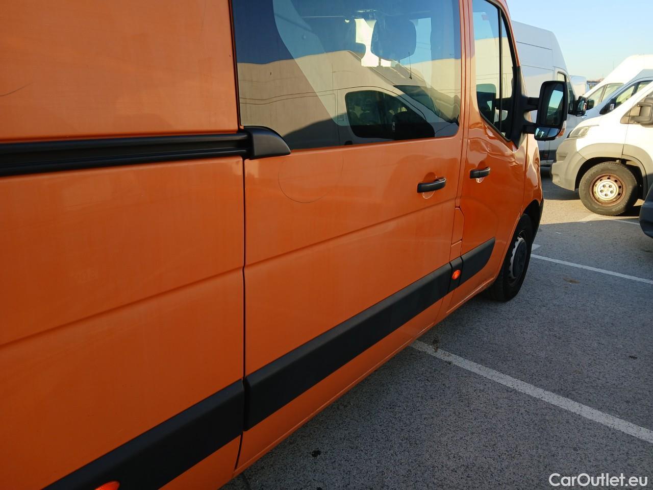  Opel  Movano OPEL  / 2019 / 4P / furgón 2.3 CDTI 99kW (150CV) L3 H2 F 3.5t DC #75