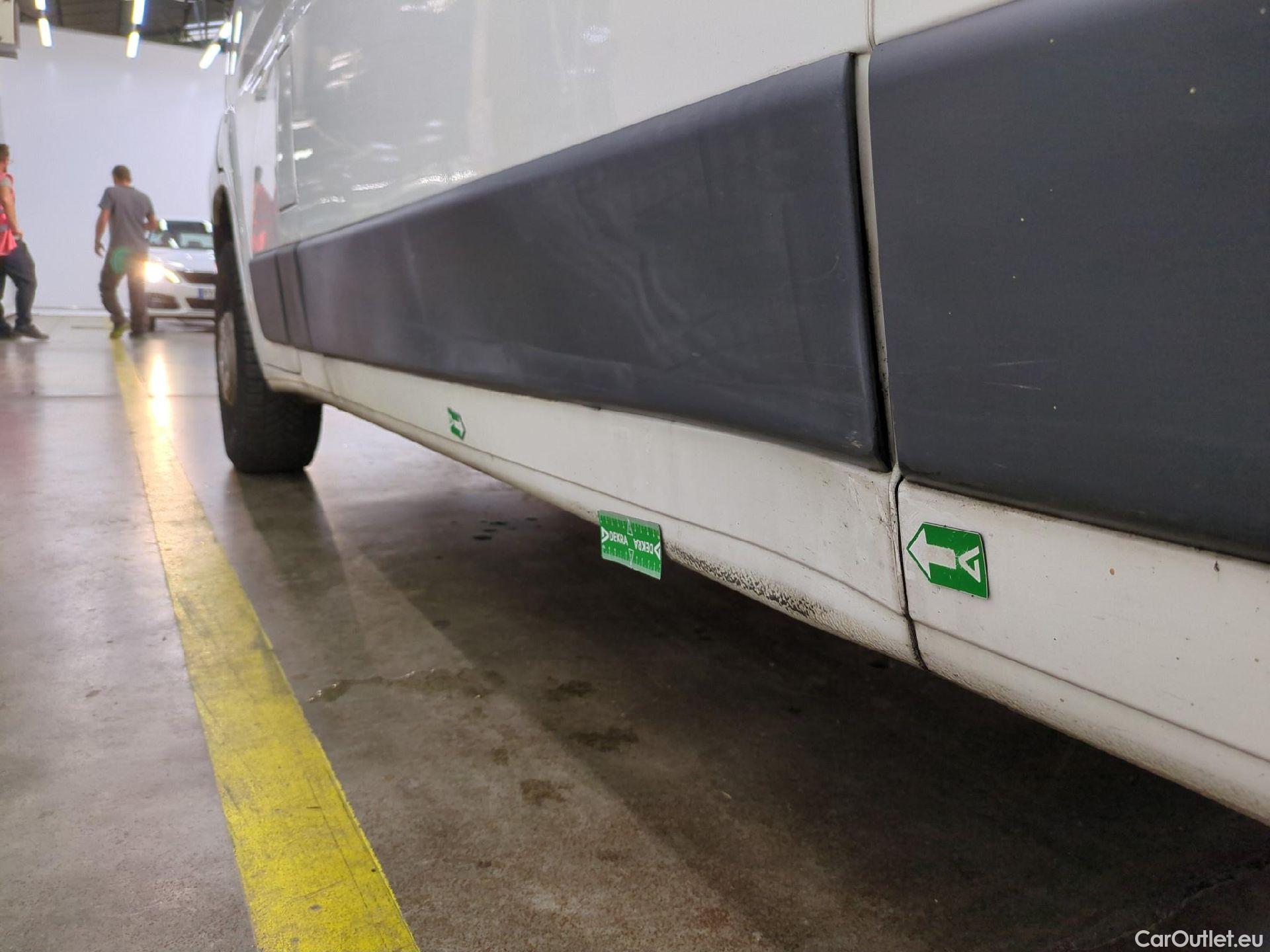  Citroen  Jumper CITROEN  VU 4p Fourgon 33 L3H2 BlueHDi 130 BVM6 Club #17