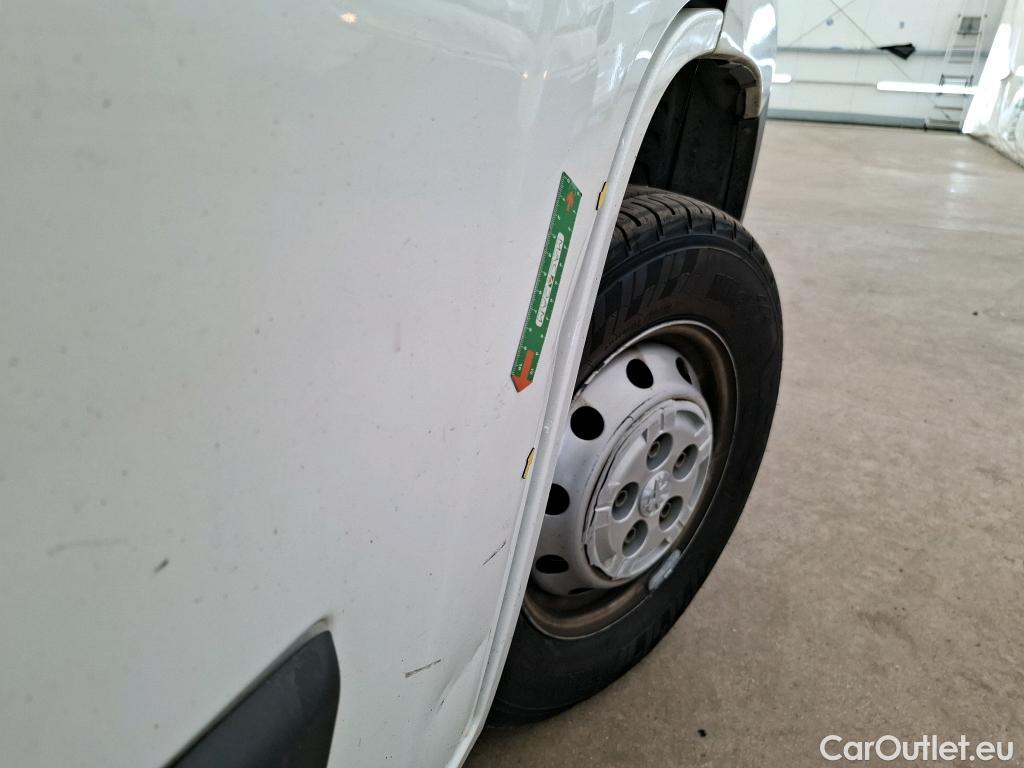  Peugeot  Boxer PEUGEOT  VU 4p Fourgon BLUEHDI 110 PREMIUM 330 L1H1 #18