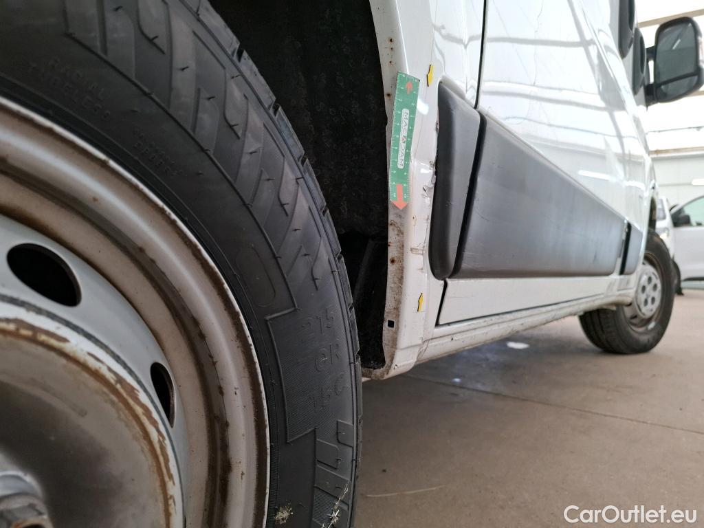  Peugeot  Boxer PEUGEOT  VU 4p Fourgon BLUEHDI 110 PREMIUM 330 L1H1 #2