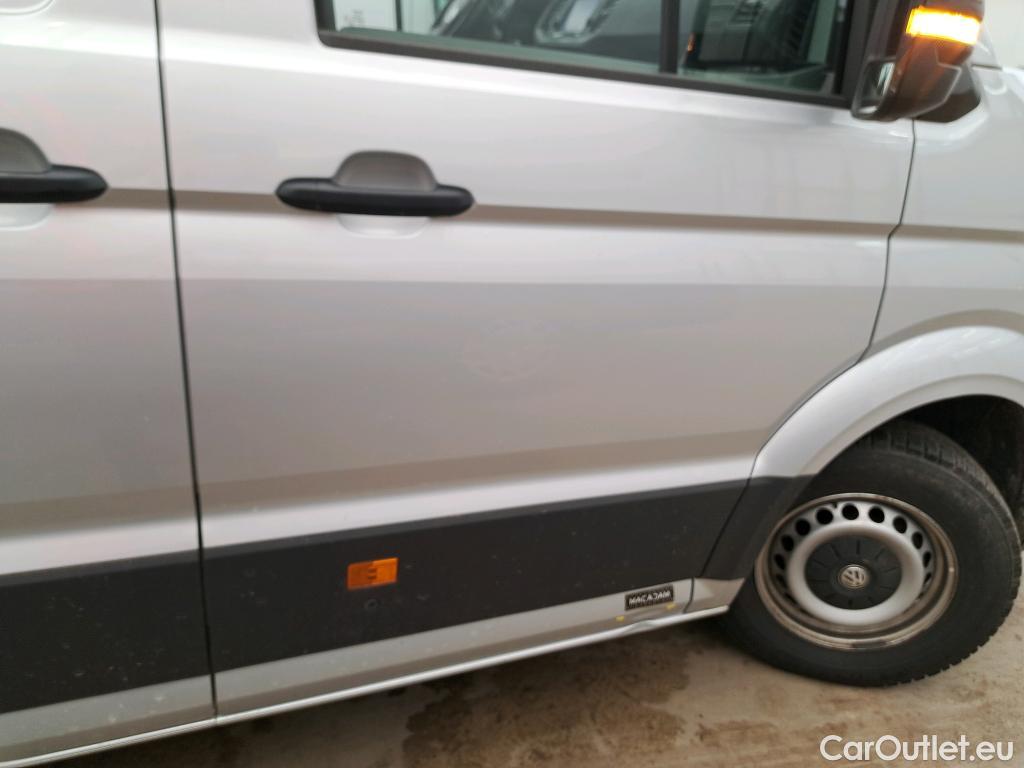  Volkswagen  Crafter VOLKSWAGEN  VU 4p Fourgon 2.0 TDI 177 35 L3H3 Busi Line Plus BVA8 #13