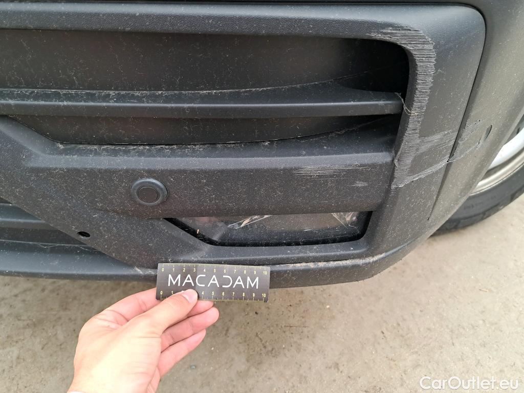  Volkswagen  Crafter VOLKSWAGEN  VU 4p Fourgon 2.0 TDI 177 35 L3H3 Busi Line Plus BVA8 #23