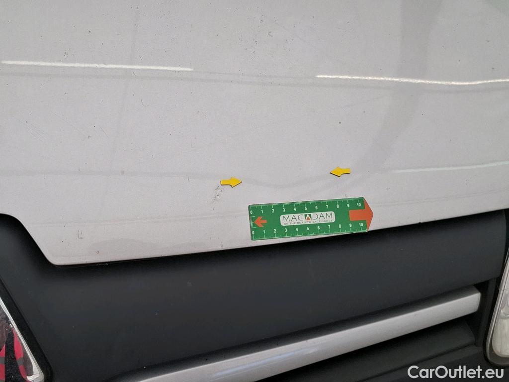  Renault  Kangoo RENAULT  Express / 2013 / 4P / Fourgonnette Extra R-Link dCi 90 #25