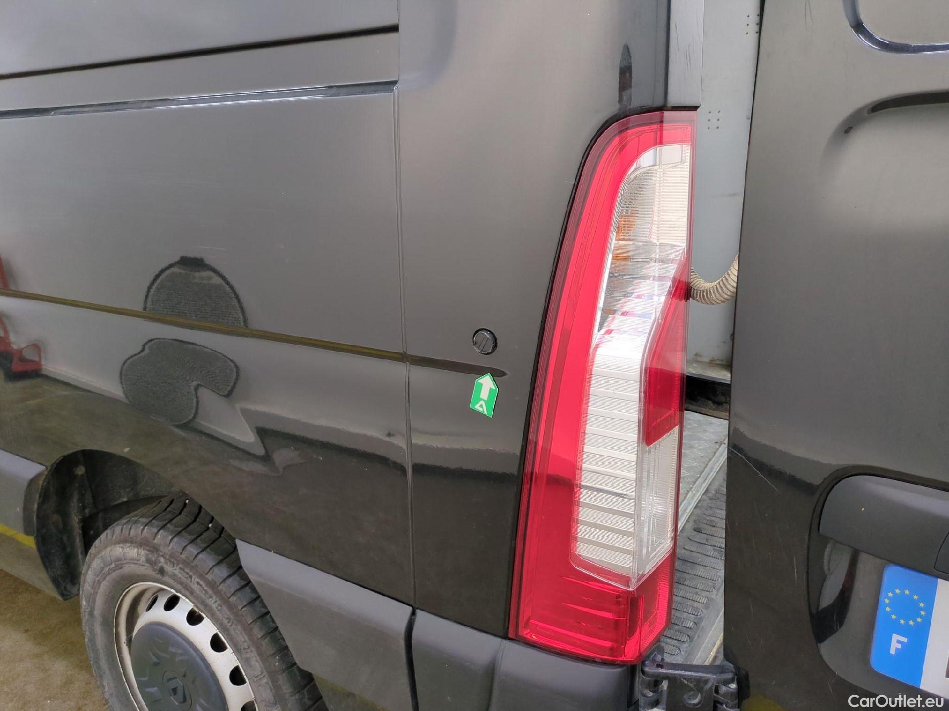  Renault  Master RENAULT TRUCKS  / 2010 / 4P / Fourgon tôlé RED EDITION VAN FWD 3T5 E6 L2H2 #27