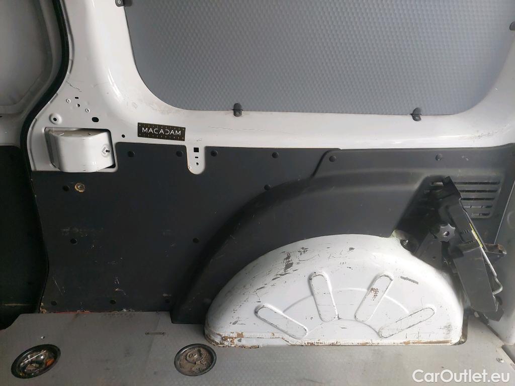 Renault  Kangoo  Express Maxi Grand Confort 1.5 dCi 90CV BVM5 E6 #26