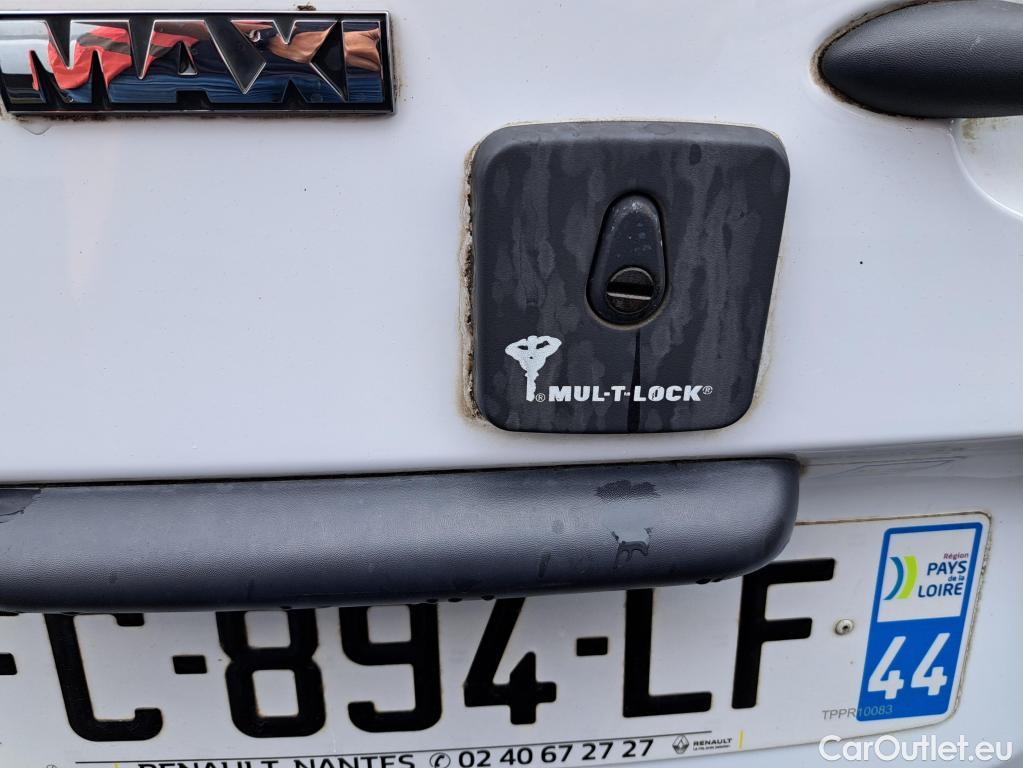  Renault  Kangoo  Express Maxi Grand Confort 1.5 dCi 90CV BVM5 E6 #22