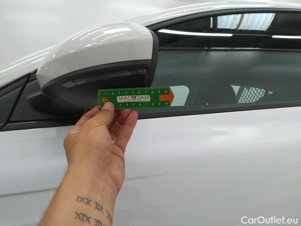  Renault  Megane  IV Berline 5pt. Société Air Nav 1.5 dCi 90CV BVM6 E6 #14