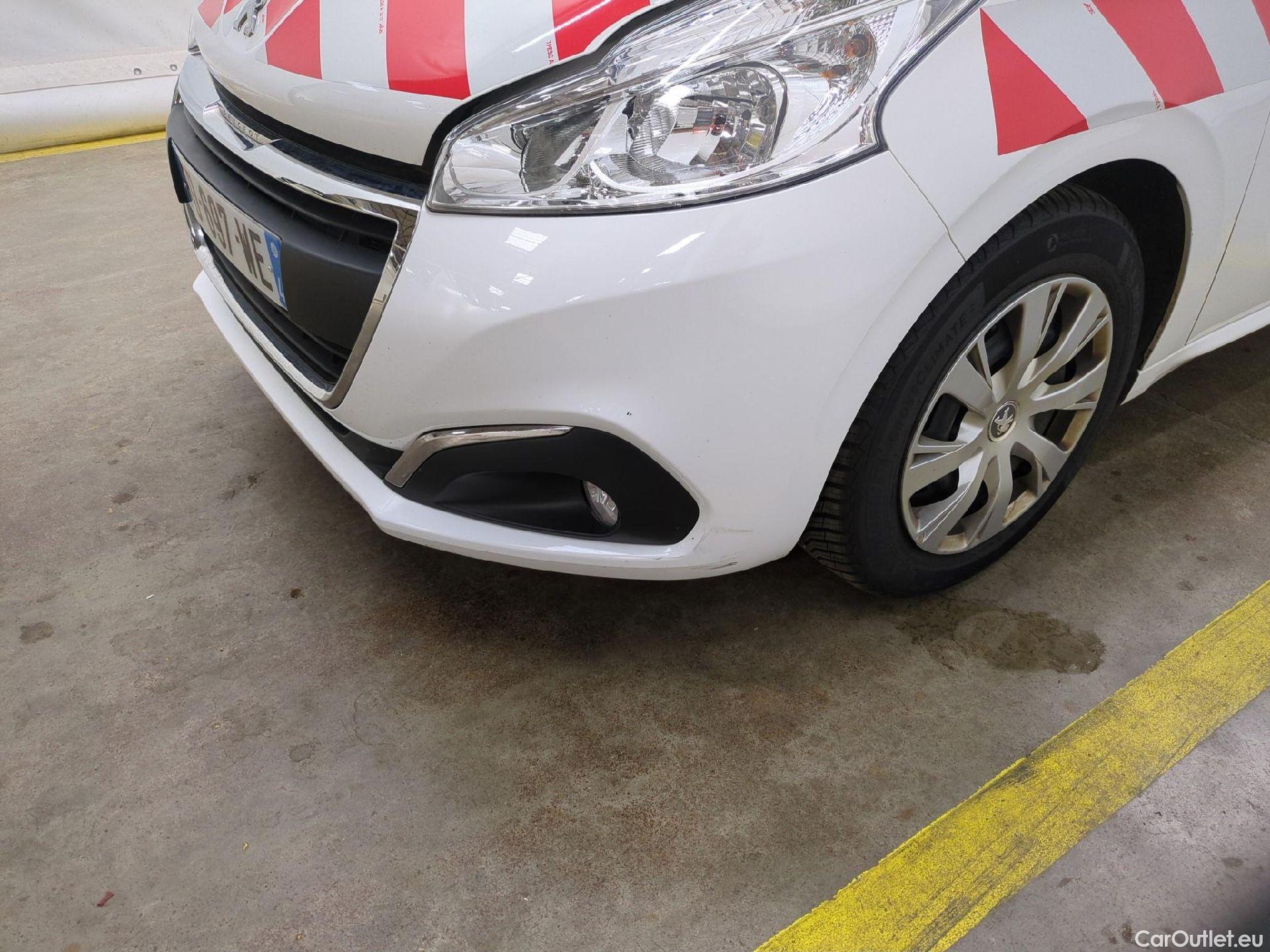  Peugeot  208  Affaire Premium Pack 1.2 80CV BVM5 E6dT #10