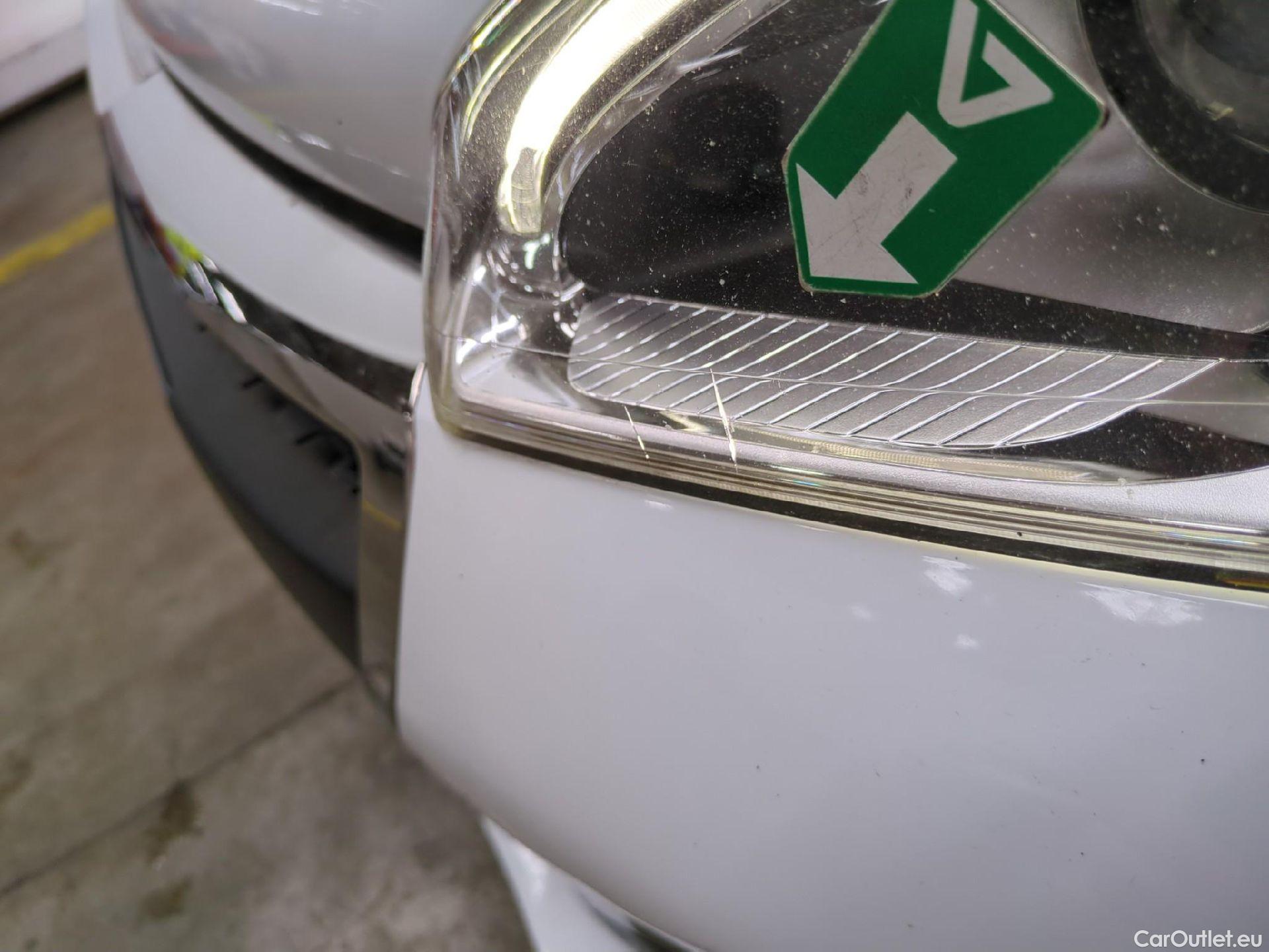  Peugeot  208  Allure Business 1.2 PureTech 110CV BVM5 E6 #2