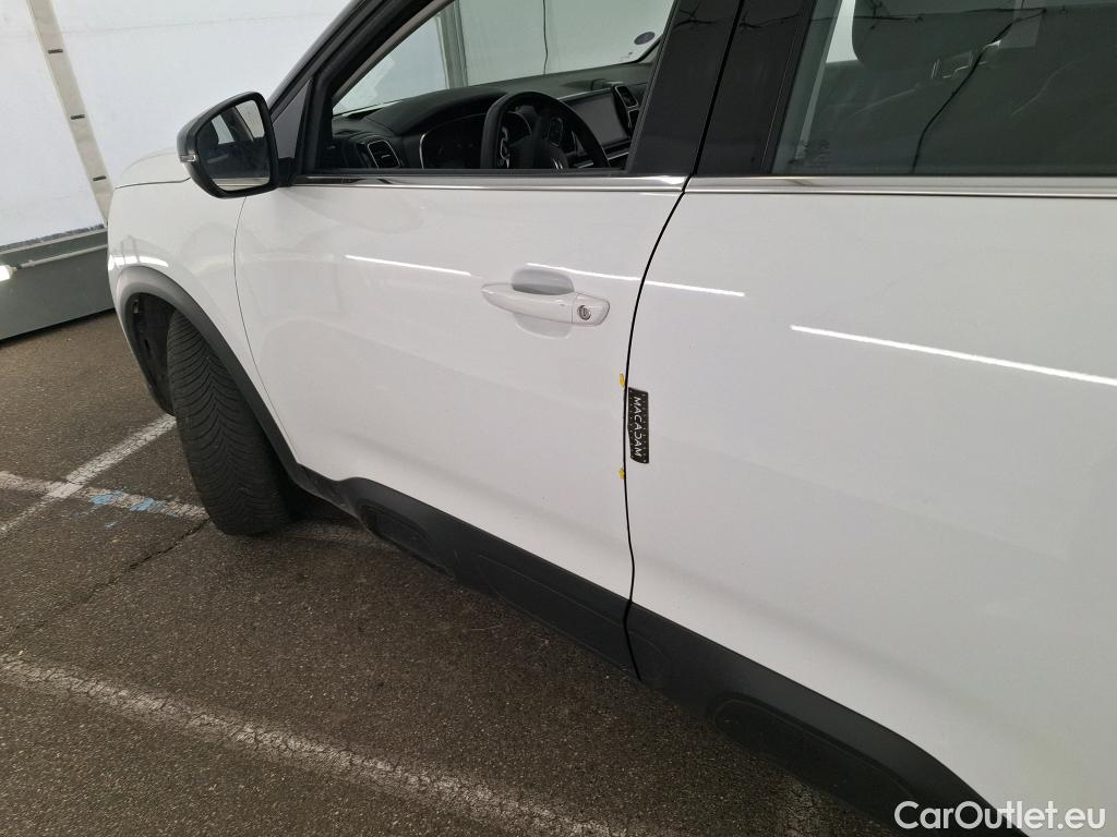  Citroen  C5 CITROEN  Aircross / 2022 / 5P / SUV PureTech 130 S&S BVM6 Live #1