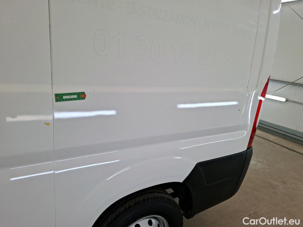  Peugeot  Boxer PEUGEOT  VU 4p Fourgon BLUEHDI 130 PREMIUM PACK 333 L1H1 #12