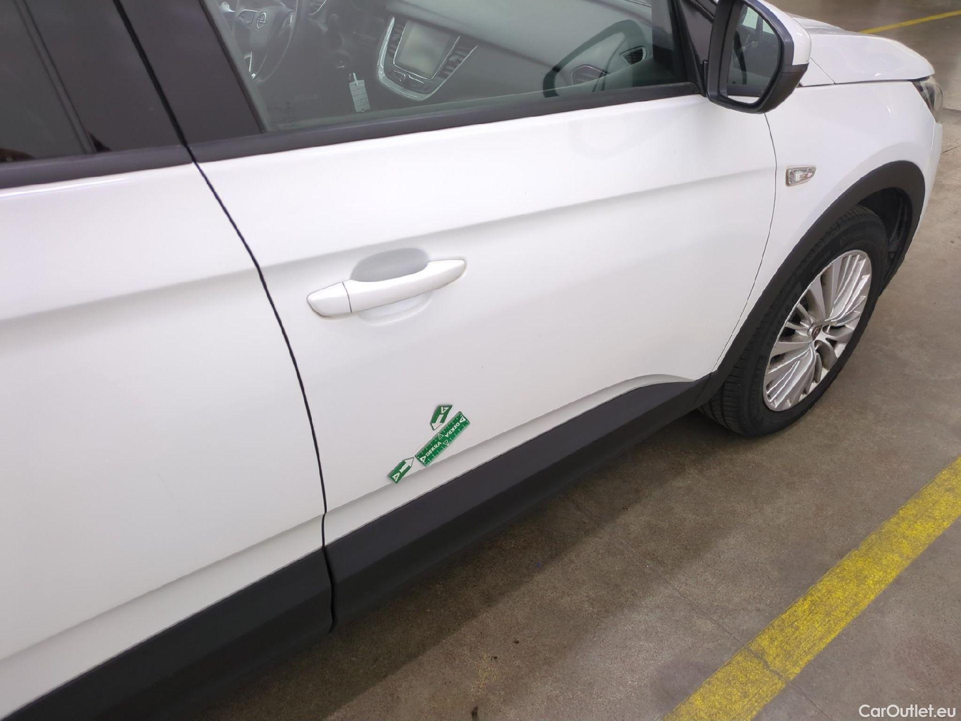  Opel   Grandland X Grandland X Edition 1.5 130CV BVA8 E6d #25