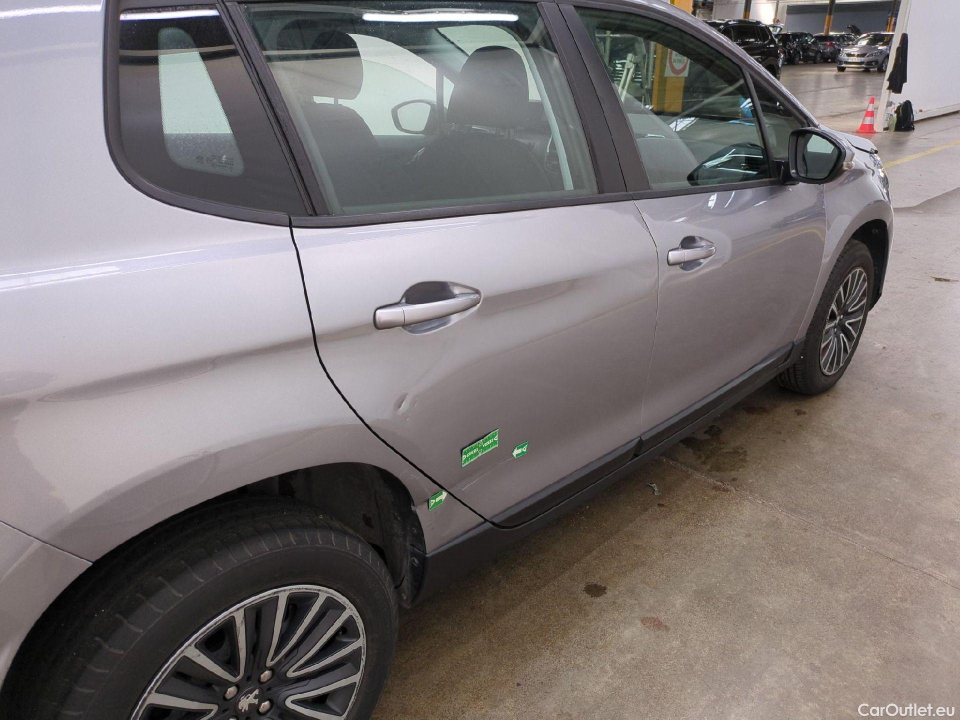  Peugeot  2008  Active Business 1.5 HDi 100CV BVM5 E6dT #32