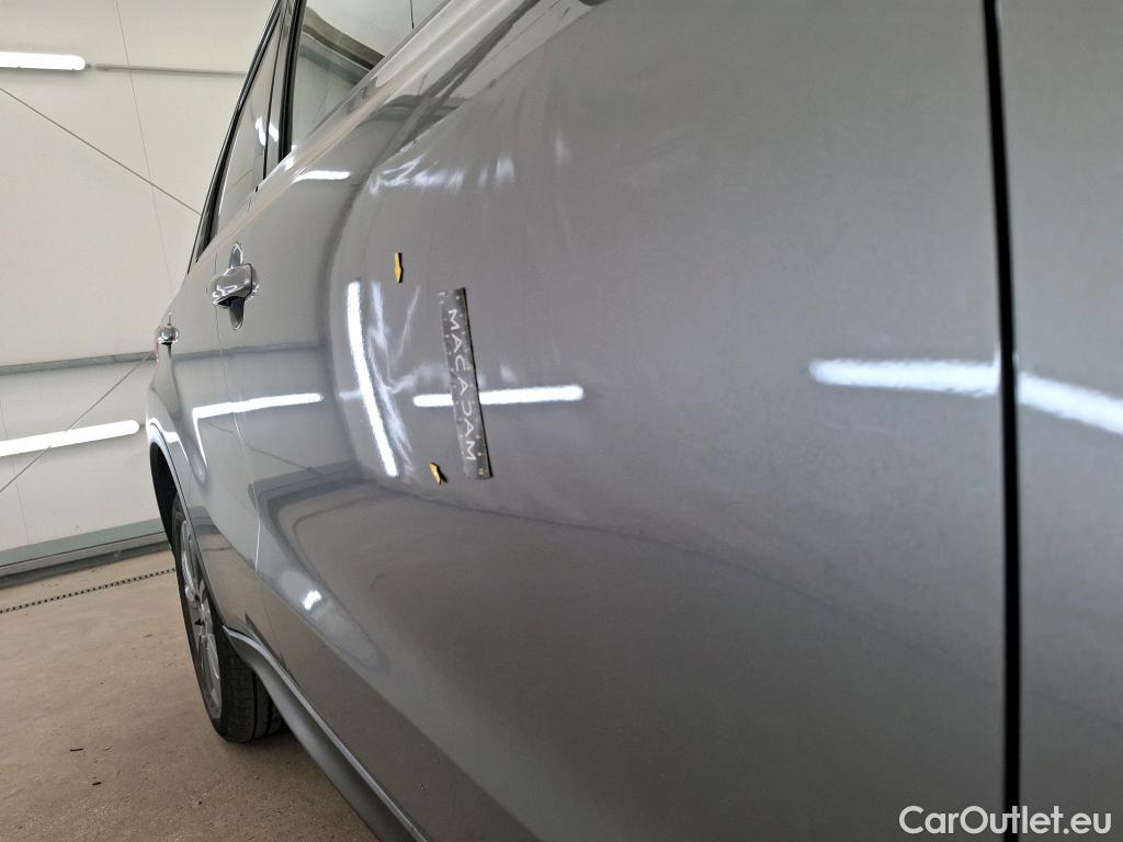  Land Rover  Discovery SUZUKI Vitara / 2015 / 5P / SUV 1.4 Boosterjet Hybrid Privilège Auto #4