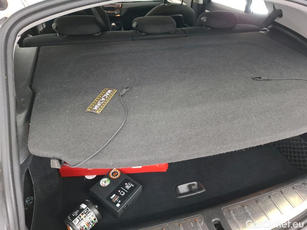  Bmw  X2 Série  sDrive 18i Lounge 1.5 135CV BVM6 E6d #18