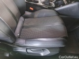  Peugeot  2008 PEUGEOT  / 2019 / 5P / CROSSOVER BLUEHDI 110 GT S/S #123