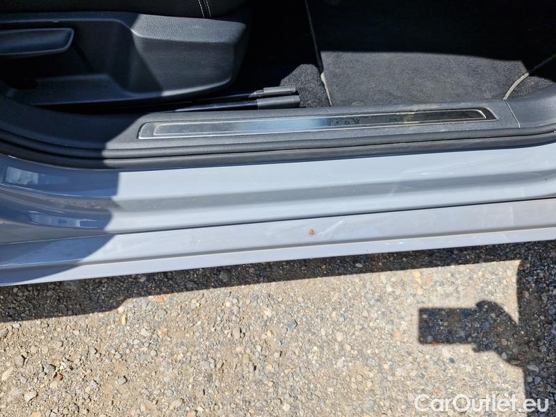  Volkswagen  Passat  Lim (CB2) (2019)  2.0TDI 110 Elegance AT #11