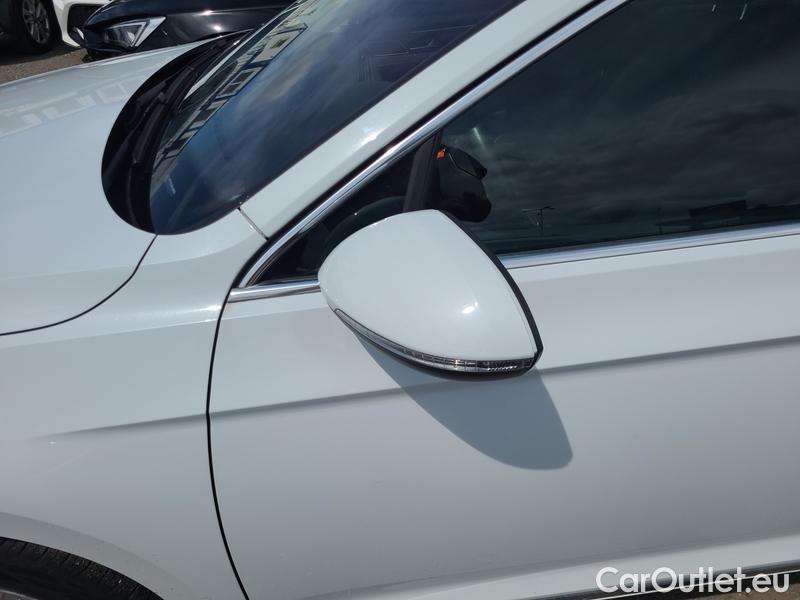  Volkswagen  Passat  Variant (CB5) (2019) Pas.Var.2.0TDI 147 Eleg. 4M AT #5