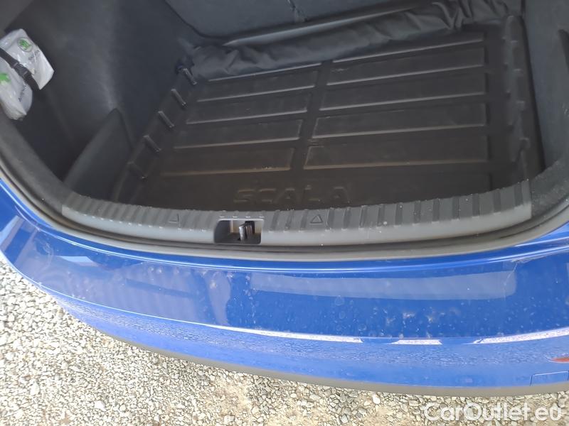  Skoda  Scala  (NW) (2019)  1.0TSI 81 Ambition 5d #7