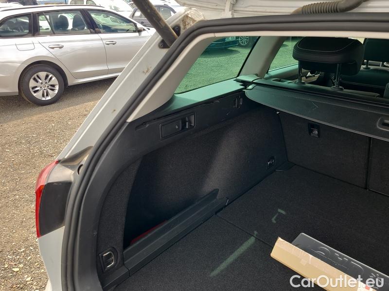  Volkswagen  Passat  Variant (CB5) (2019) Pas.Var.2.0TDI 147 Eleg. 4M AT #28