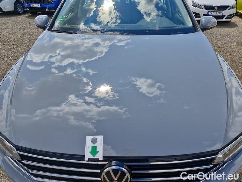  Volkswagen  Passat  Lim (CB2) (2019)  2.0TDI 110 Elegance AT #1