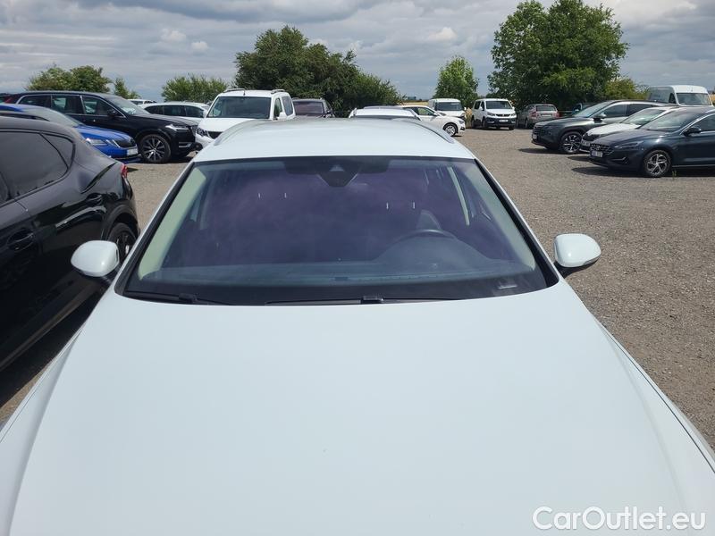  Volkswagen  Passat  Variant (CB5) (2019) Pas.Var.2.0TDI 147 Eleg. 4M AT #1