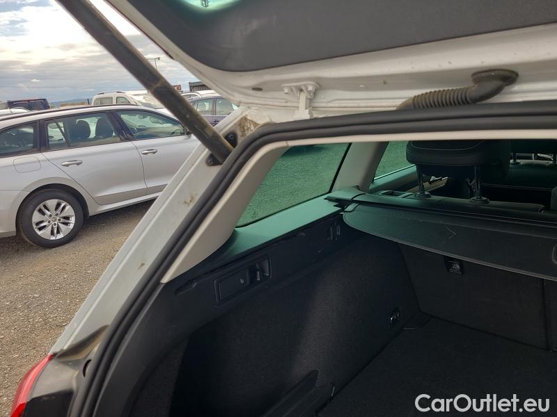  Volkswagen  Passat  Variant (CB5) (2019) Pas.Var.2.0TDI 147 Eleg. 4M AT #31