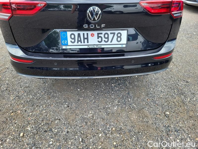  Volkswagen  Golf   Var.2.0TDI 110 Style AT #8