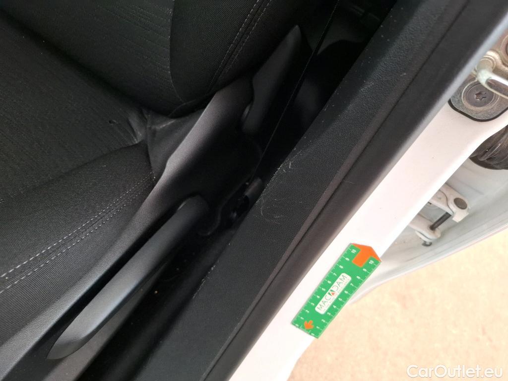  Peugeot  208  Affaire Premium Pack 1.5 HDi 100CV BVM5 E6dT #17