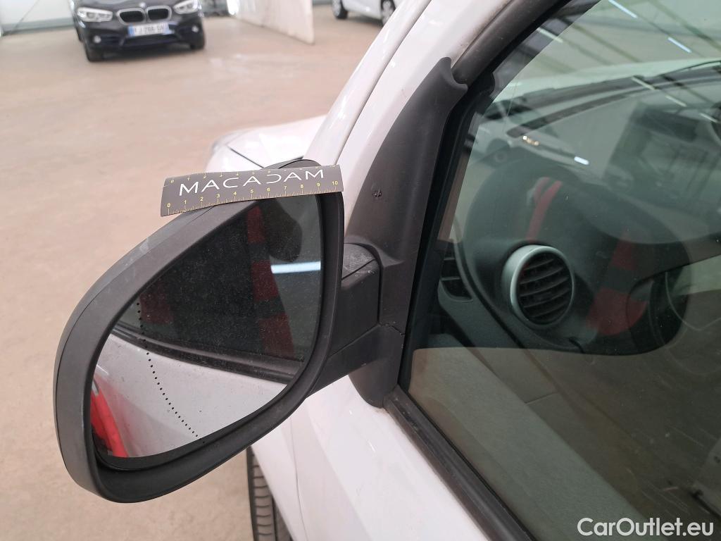  Renault  Kangoo  Express Extra (Série Spéciale) 1.5 dCi 90CV BVM5 E6 #47