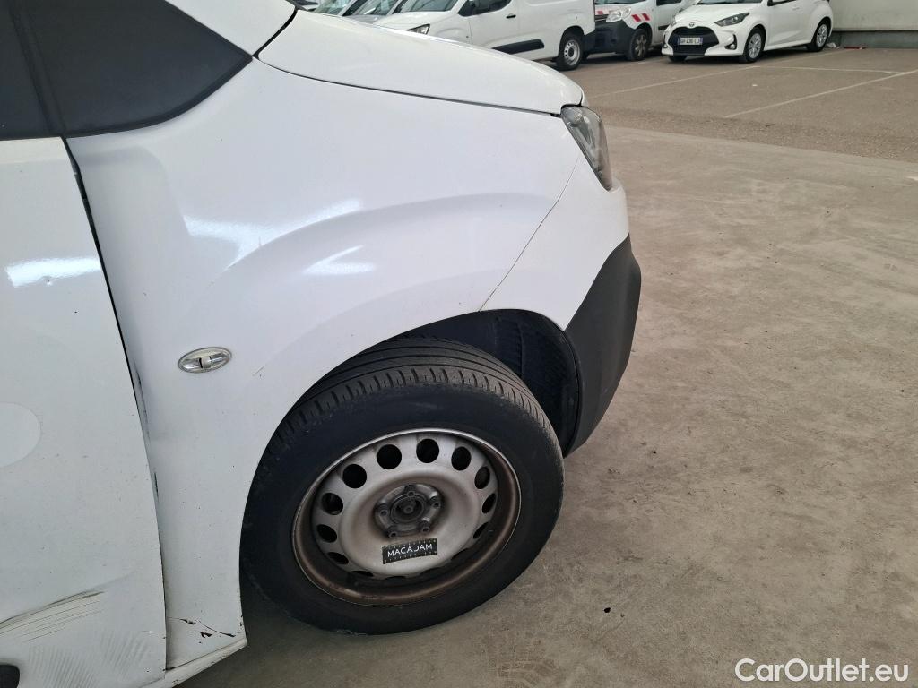  Citroen  Berlingo  Fourgon Club XL 950 1.5 BlueHDi 100CV BVM5 E6dT #60