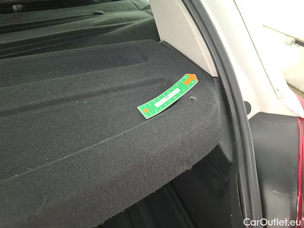  Citroen  C3  Société Feel 1.5 BlueHDI 100CV BVM6 E6dT #26